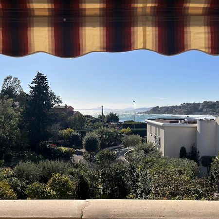 Appartement Face A La Plage Saint-Raphael  Exterior photo